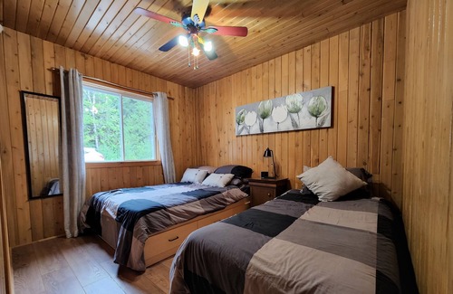 Chertsey Chalet De Esquí | Superbe chalet en bois , Chertsey, lanaudière Beautiful wooden chalet lanaudiere