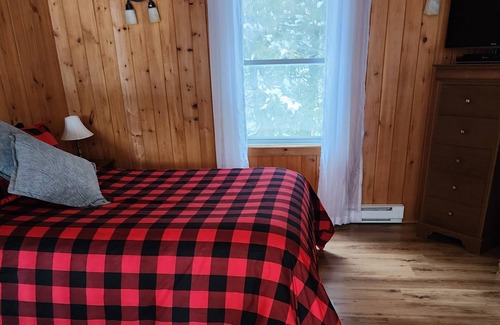 Chertsey Chalet De Esquí | Superbe chalet en bois , Chertsey, lanaudière Beautiful wooden chalet lanaudiere