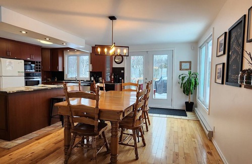 Saint-Calixte Chalet De Esquí | Superbe Chalet Familial Avec 3 Chambres 8 Personnes Citq#300813
