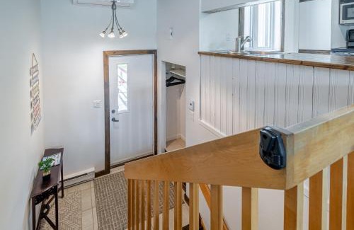 Stoneham Apartamento | Superbe condo face aux pentes de ski Stoneham!