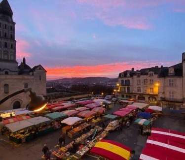 Perigueux Apartamento | Superbe duplex vue cathédrale exceptionnelle