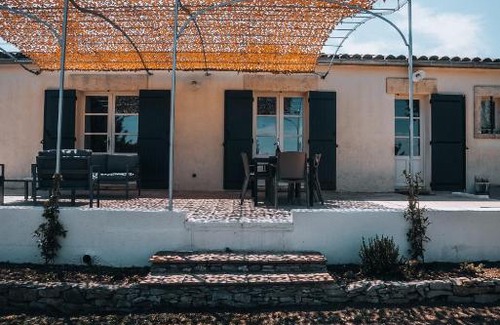 Arpaillargues-et-Aureillac Casa | Superbe Villa provençale-Calme et bien située
