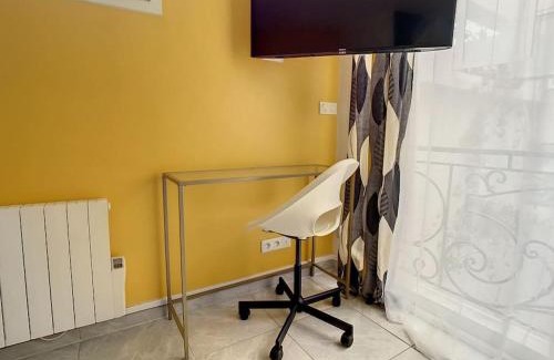Saint-Acheul Apartamento | SUPERBE STUDIO HYPER CENTRE TOUT ÉQUIPÉ WIFI NETFLIX 2PERS