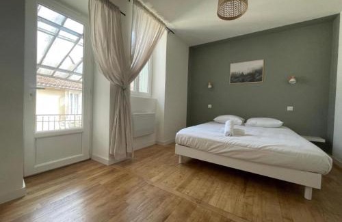 Perigueux Apartamento | Superbe T2 Neuf Centre Ville Wifi Terrasse Netflix