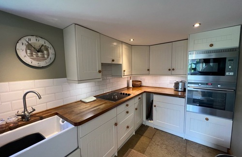 Ashford-in-the-Water Cabaña | Superbly appointed, Cosy cottage in the heart of the Derbyshire Peak District