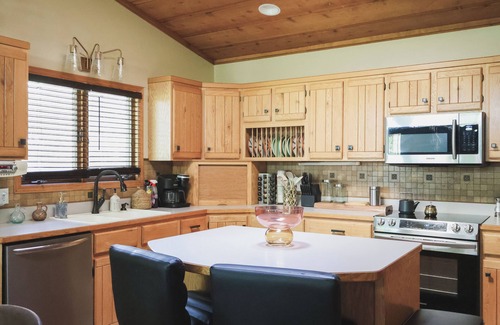 Bismarck Casa | Superhome Riverbottoms Home in Bismarck