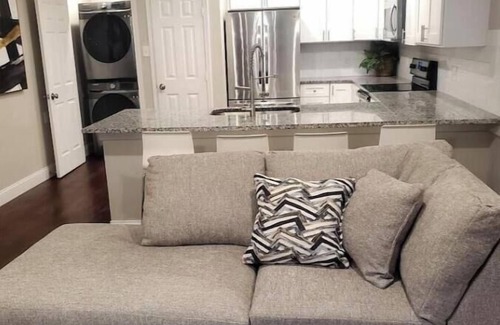 Mesquite Casa | SUPERHOST/Spacious Titun Enclave Rodeo < 1mile. Baby Crib,. IMPROVED. 12 ppl