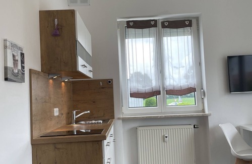Forstern Apartamento | Balcón-Apartamento-Superior-Baño en la habitacion