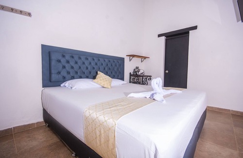 San Jeronimo Hotel | Cómoda habitación para 2 personas con acceso a Piscina y Jacuzzi