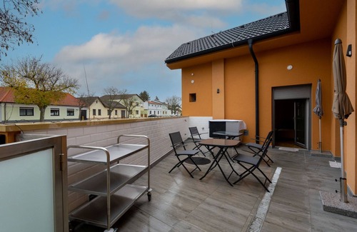 Parndorf Casa | Superior double room with terrace - sunny Pannonia