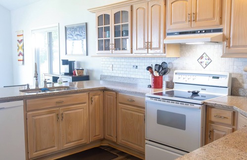 Atlantic Mine Casa | Superior Retreat: Soak Up the Summer Sun on Lake Superior's Black Sand Beach