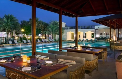 Al Ain Apartamento | Superior Room Pool View Near Al Sarouj Roundabout