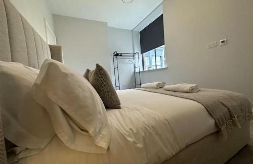 Pontcanna Apartamento | Superior Stay, Sophia Gardens, City Centre and Stadium Sleeps 4