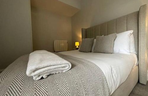 Pontcanna Apartamento | Superior Stay, Sophia Gardens, City Centre and Stadium Sleeps 4