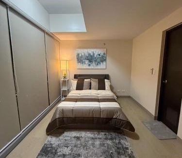 Bagumbayan Apartamento | Superior Studio Eastwood Global Plaza Luxury Residence