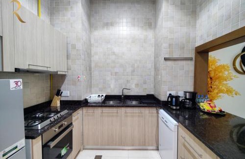 Abu Dhabi Apartamento | Supernova Haven 1BR - Peaceful Poolside Getaway Near Yas Mall & Marina