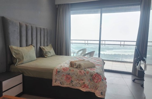 Noida Hotel | Supernova Heights Studio
