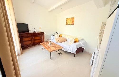 12th Arrondissement Casa | SUPMaison avec Spa, jardin et parking