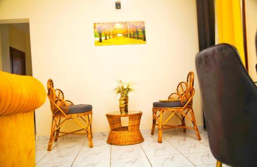 Yaounde Apartamento | Supreme hosts