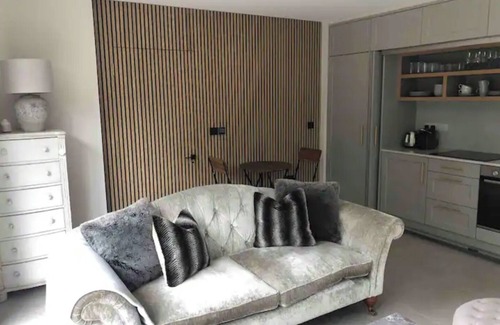 Westbourne Apartamento | Sur la Mer - luxury beach retreat