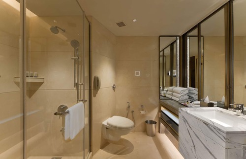 Surat Hotel | Surat Marriott Hotel
