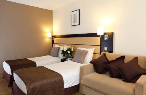 Saint-Vincent-de-Paul Hotel | Sure Hotel by Best Western Paris Gare du Nord
