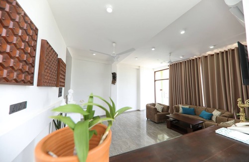 Matara Cama Y Desayuno | Surendra Seaview