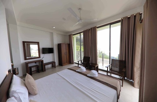 Matara Cama Y Desayuno | Surendra Seaview