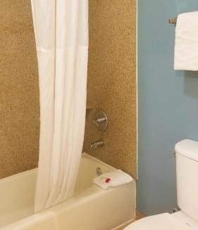 Lincoln Acres Hotel | SureStay Hotel by Best Western Chula Vista San Diego Bay