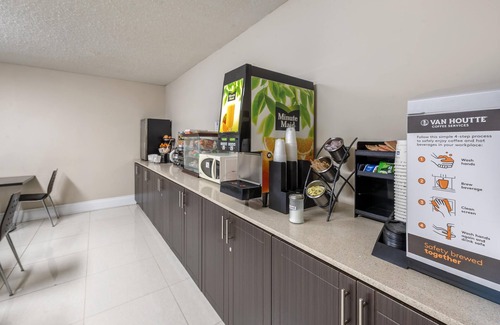 Kemptville Hotel | SureStay Hotel by Best Western Kemptville