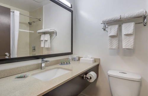 Kemptville Hotel | SureStay Hotel by Best Western Kemptville