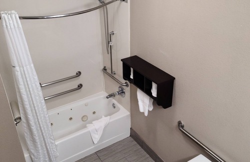Plano Hotel | SureStay Plus Hotel by Best Western Plano