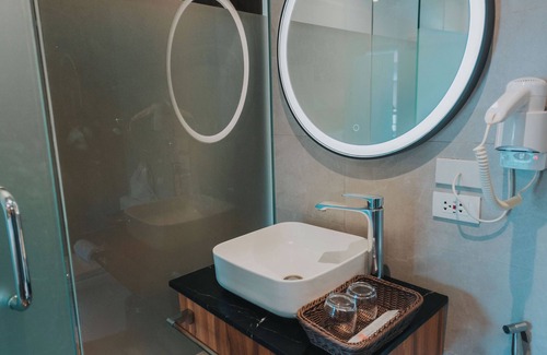 Balibago Hotel | SureStay Plus Hotel by Best Western AC LUXE Angeles City
