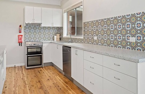 Surf Beach Casa | Surf Beach Retreat - walk to the beach