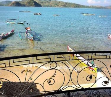 Gerupuk Casa | Surf beachfront villa