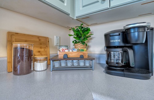 Hampstead Casa | Surf City Off Island Retreat! 2.5 mi to beach - Flexible booking days!