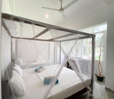 Nilwella Casa | Surf Home Stay Hiriketiya