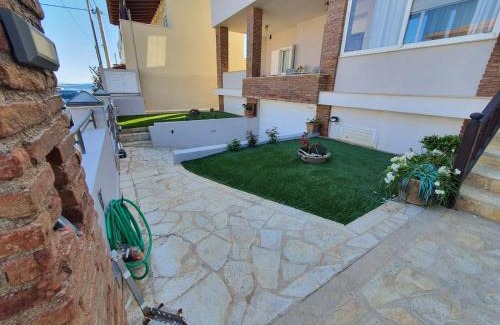 Spata-Artemida Casa | Surf House