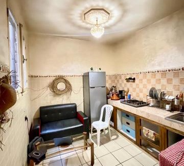 Hay El Farah Casa | Surf Like a Local Authentic Home Stay