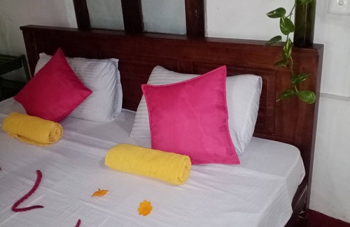 Tangalle Cama Y Desayuno | Surf Paradise Hotel