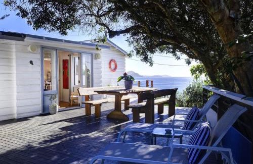 Seal Rocks Casa | Surf Shack at Boat Beach
