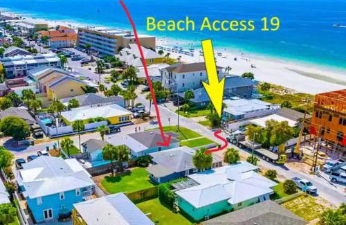 Bel Air Apartamento | Surf Shack - Steps to the beach, lush fenced backyard by Beach Haven Vacation Rentals