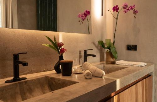 Jacó Cabina | Surf Synergy All-Inclusive Surf and Wellness Retreat