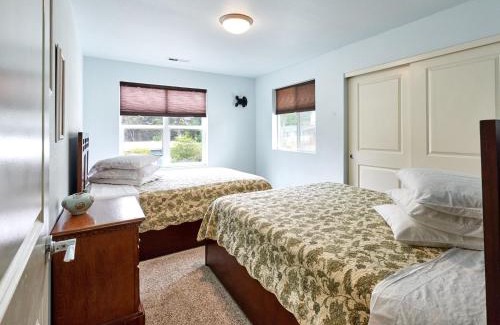 Lincoln Beach Casa | Surfers Beach Retreat