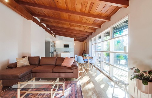 Olde Carlsbad Casa | SurfersCarlsbad Gem-Yard para perros