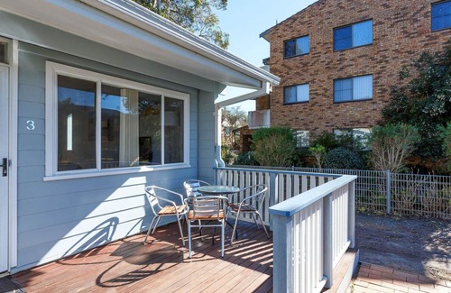 Hawks Nest Casa | Surfs Up - moments from the sands of Bennett’s Beach
