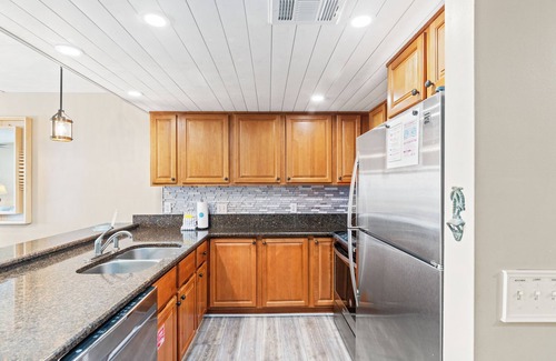 Bel Air Casa | Surf’s Up! Pet-friendly, 2BR 2BA Beachfront Townhouse, Sleeps 8!