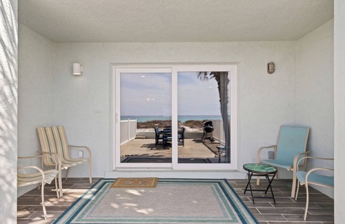 Bel Air Casa | Surf’s Up! Pet-friendly, 2BR 2BA Beachfront Townhouse, Sleeps 8!