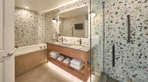 Downtown Cannon Beach Complejo | Surfsand Resort
