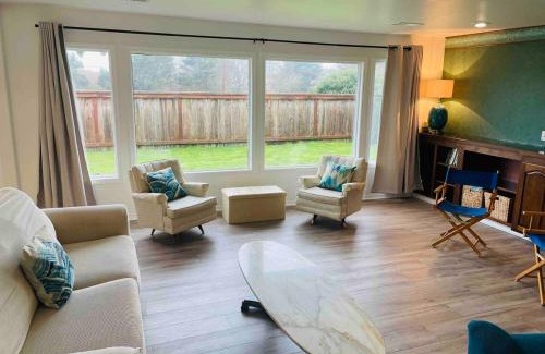 Smith River Casa | Surfside Beach House near Ancient Redwoods